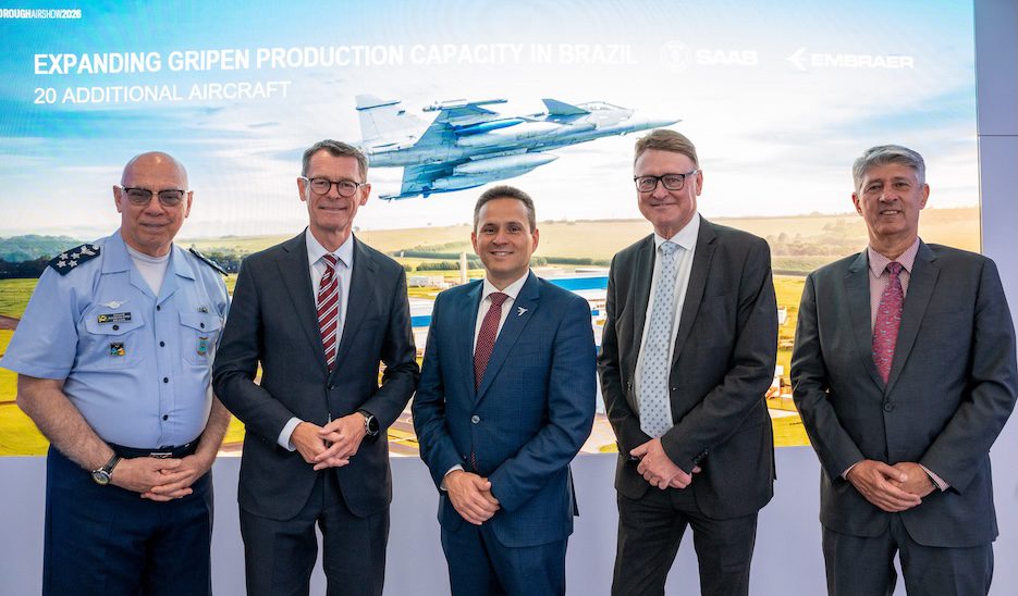 Saab e Embraer ampliam parceria para produzir mais 20 caças Gripen em Gavião Peixoto